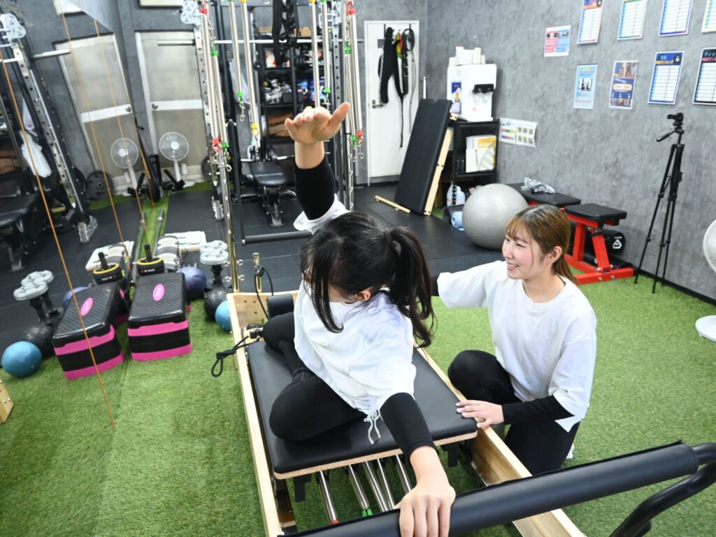 マンツーマンマシンピラティスNEXT八尾店